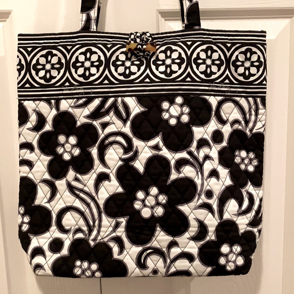 Vera Bradley Tote. Night and Day Pattern, Black and White. Toggle Closure.